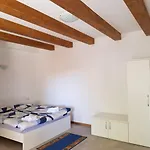 Kralj Farm stay *