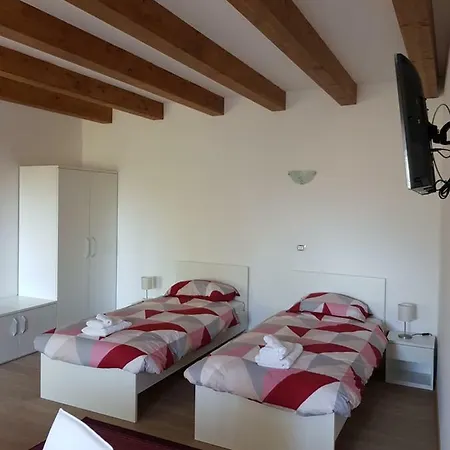 Kralj * Триест