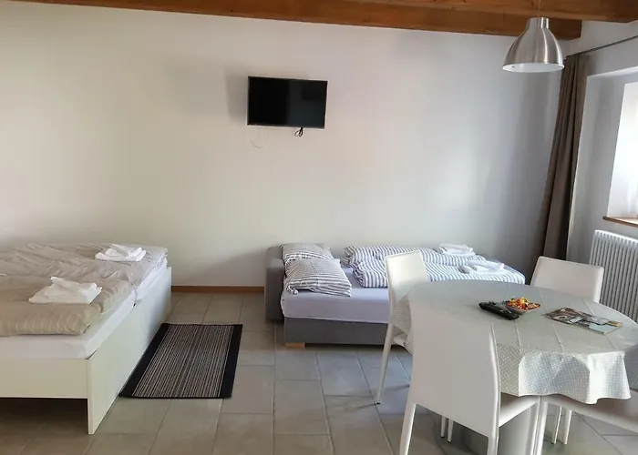 Kralj Çiftlik konaklama